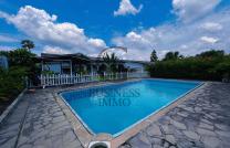 G-BUSINESS IMMO MET À VOTRE DISPOSITION LA LOCATION D’UNE SPLENDIDE VILLA DE CARACTÈRE, SOIGNEUSEMENT ENTRETENUE, OFFRANT DES PRESTATIONS DE QUALITÉ  mediacongo