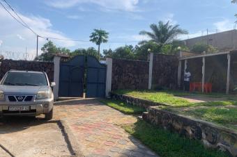 Parcelle  Mitendi  MontNgafula 20 sur 30m 165.000