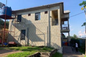 Parcelle  Mitendi  MontNgafula 20 sur 30m 165.000