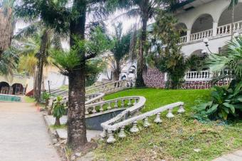 MAGNIFIQUE VILLA  VENDRE AU QUARTIER MA CAMPAGNENGALIEMA 