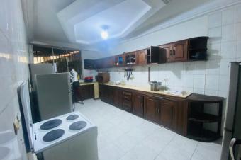 MAGNIFIQUE VILLA  VENDRE AU QUARTIER MA CAMPAGNENGALIEMA 