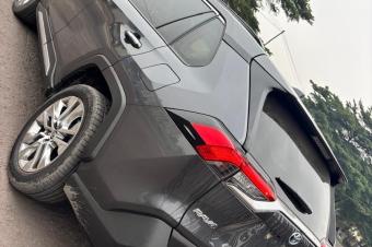 Toyota new Rav hubrid