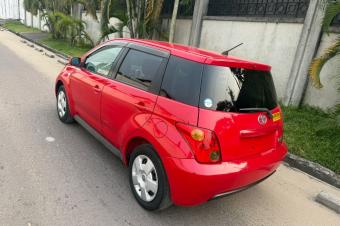 TOYOTA IST A VENDRE 