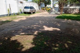 Villa  Pigeon 50 sur 50m 1.200.000