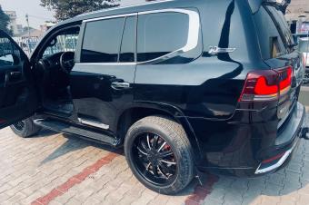 Toyota land cruiser VXR 2022