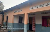 Parcelle à vendre avec trois portes de locataires à Bibwa/N'sele mediacongo
