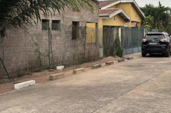 Parcelle  MontNgafula Mbudi CPA 300.000  dbattre