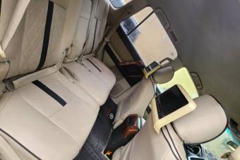 Prado TXL  2012 modifier 2020 Volant gauche  Full option Autom  Essence 2TR 4x4  Climatiser 7 places  27.000 dernier prix  Localisation kasavubu  Offre direct 1