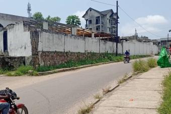 MAGNIFIQUE PARCELLE  VENDRE  NGALIEMA MACAMPAGNE 