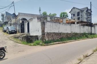 MAGNIFIQUE PARCELLE  VENDRE  NGALIEMA MACAMPAGNE 
