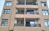 Immeuble de 4 niveau mise en vente à Bon marché Commune de Barumbu  mediacongo