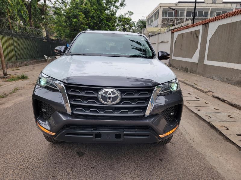 Toyota Fortuner 2024 