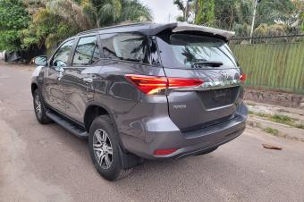 Toyota Fortuner 2024 