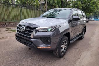 Toyota Fortuner 2024 
