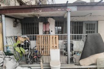 Parcelle en vente sur macadam  LembaSuper trs bon emplacement 