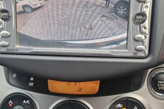 Toyota vanguard 2016 sans plaque essence automatique 4cylinder kilomtrage 8250 camera de recul 3 banquette Prix 13000 a discuter