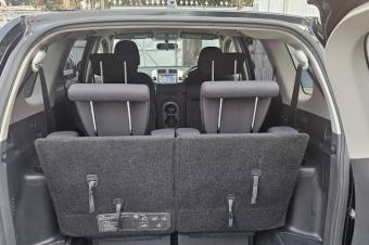 Toyota vanguard 2016 sans plaque essence automatique 4cylinder kilomtrage 8250 camera de recul 3 banquette Prix 13000 a discuter
