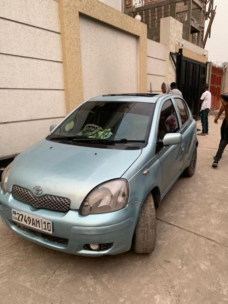 TOYOTA YARIS AUTOMATIQUE A VENDRE 