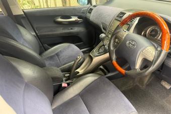 TOYOTA BLADE A VENDRE