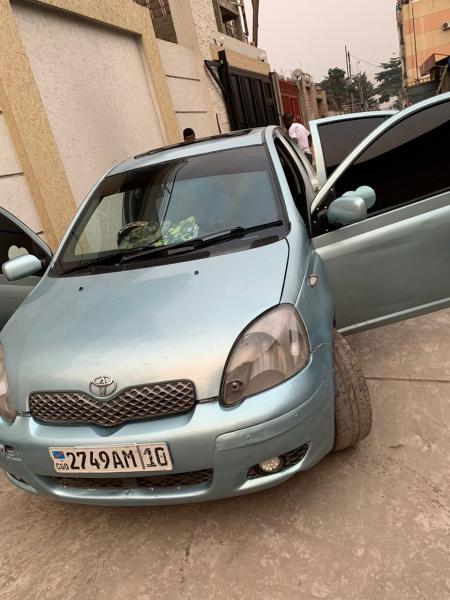 TOYOTA YARIS A VENDRE 