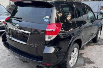 TOYOTA VANGUARD SANS PLAQUE  VENDRE 
