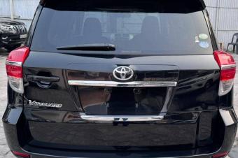 TOYOTA VANGUARD SANS PLAQUE  VENDRE 