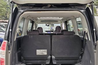 TOYOTA NOHA A VENDRE  KINSHASA 