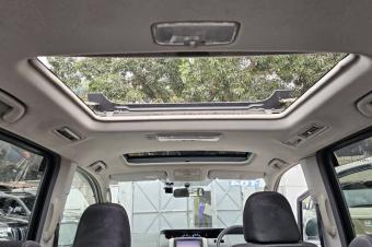 TOYOTA NOHA A VENDRE  KINSHASA 