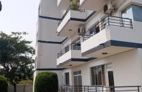 Appartement de 3 ch à louer à Gombe 2200 dollars non loin de Socimat 4+1 de garantie locative  mediacongo