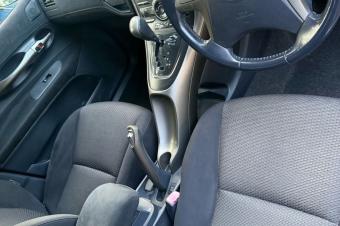 TOYOTA BLADE SANS PLAQUE A VENDRE 