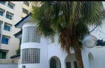 VILLA À VENDRE SITUÉ À GOMBE ZONE A/ Sur avenue tshatshi mediacongo