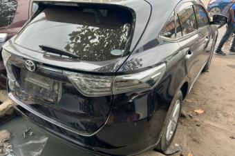 TOYOTA HARRIER NOUVEAU  VENDRE 