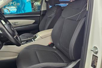 Hyundai Tucson Non Hybrid Annee  20222023 Automatique Steptronique essence 4 cylindre Full Option Demarrage bouton Interior tissus Siege electrique 2 cte 1