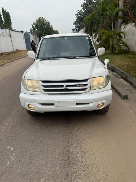 MITSUBISHI A VENDRE  KINSHASA 