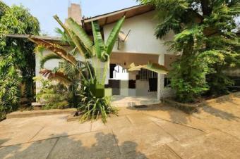 Une grande parcelle en vente  Ngaliemajolie parc 