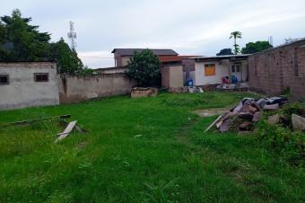 Terrain  Kalamu 40 sur 50m 480.000