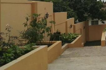 Villa sur Ngum  Macampagne 1914m2  2.500.000