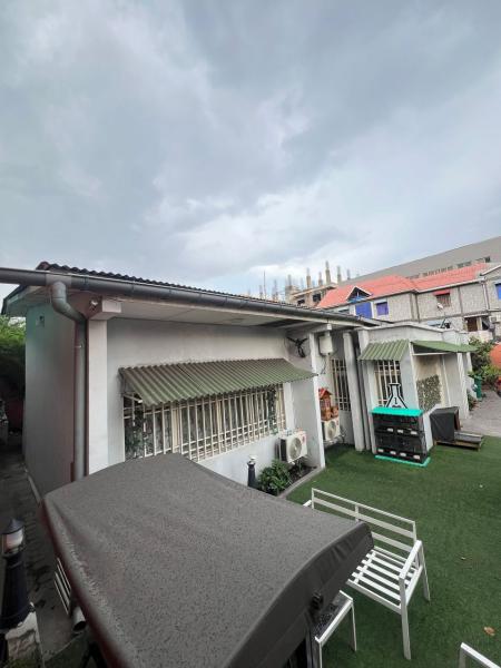Villa  Gombe 20 sur 25m 1.200.000