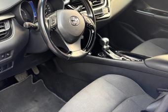 Toyota CHR HYBRID 