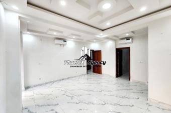 Appartement  louer vers Okapi dans la commune de Ngaliema 