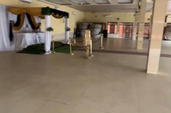 Concession  vendre sur boulevard Lumumba situ  debonhomme Commune de Matete 