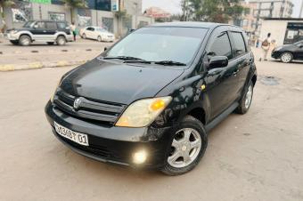 TOYOTA IST A VENDRE  KINSHASA 