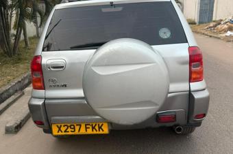 TOYOTA RAV4 INTERMDIAIRE SANS PLAQUE  VENDRE 