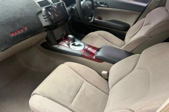 TOYOTA RAV4 INTERMDIAIRE SANS PLAQUE  VENDRE 