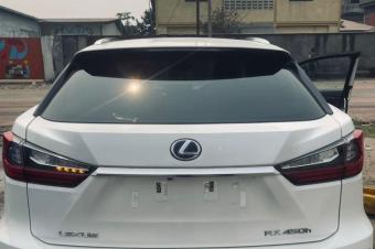 Besoin dargent show  Lexus RX450h 2020 Toit panoramique  Sans plaque  Full option  Automatique  Essence  Faible kilomtrage  Camra 360 Intrieur cuir  Prix 23.000  Localisat