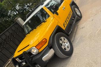 TOYOTA FJ CRUISER  VENDRE 