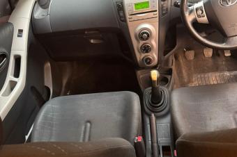 TOYOTA YARIS A VENDRE 