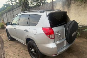 TOYOTA RAV4 A VENDRE