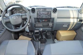 Toyota Landcruiser Lx 2025