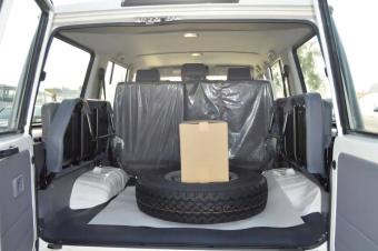 Toyota Landcruiser Lx 2025